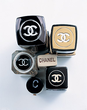 Chanel graphics