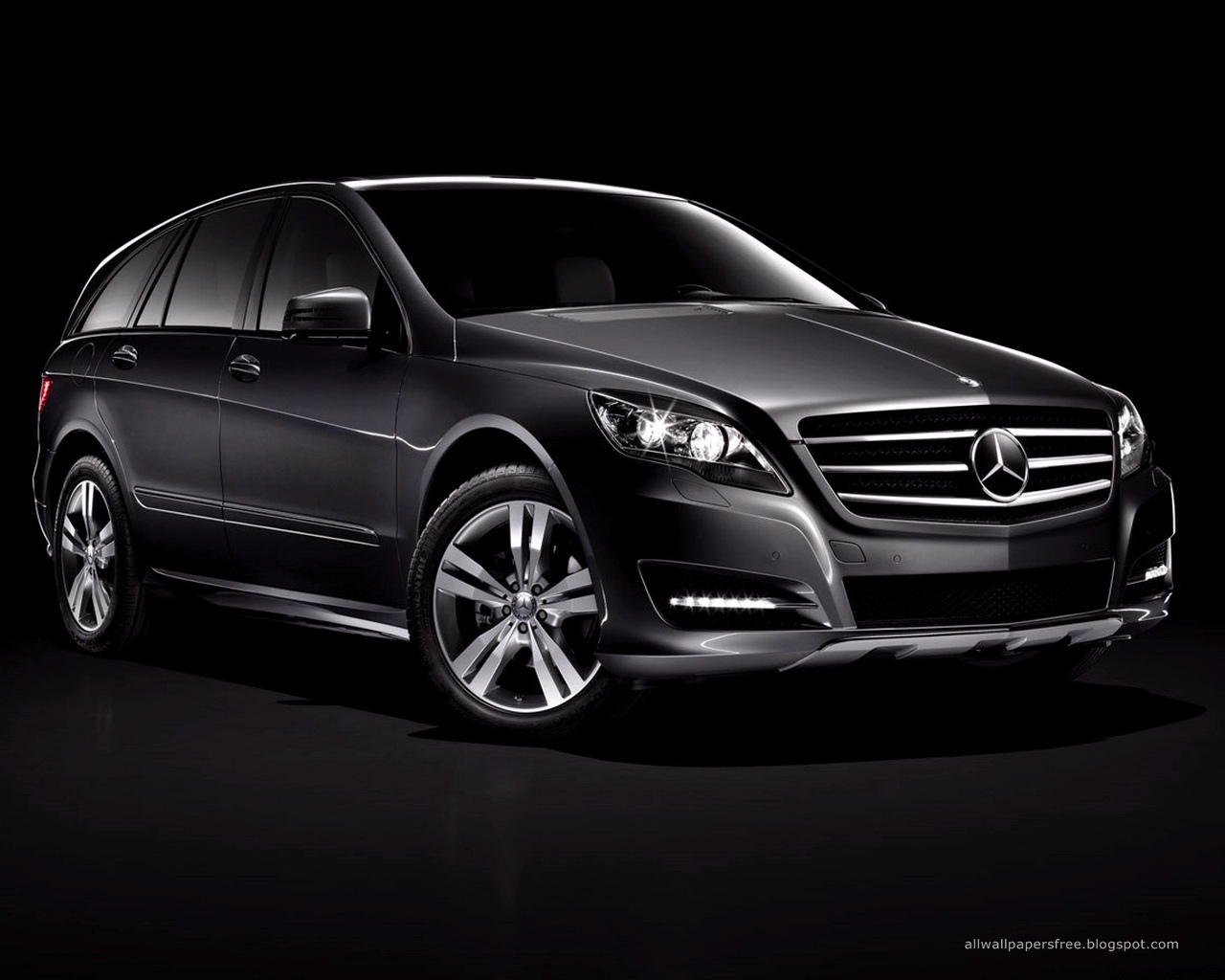 Mercedes benz wallpapers