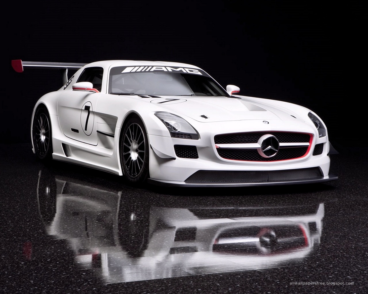 Mercedes benz wallpapers