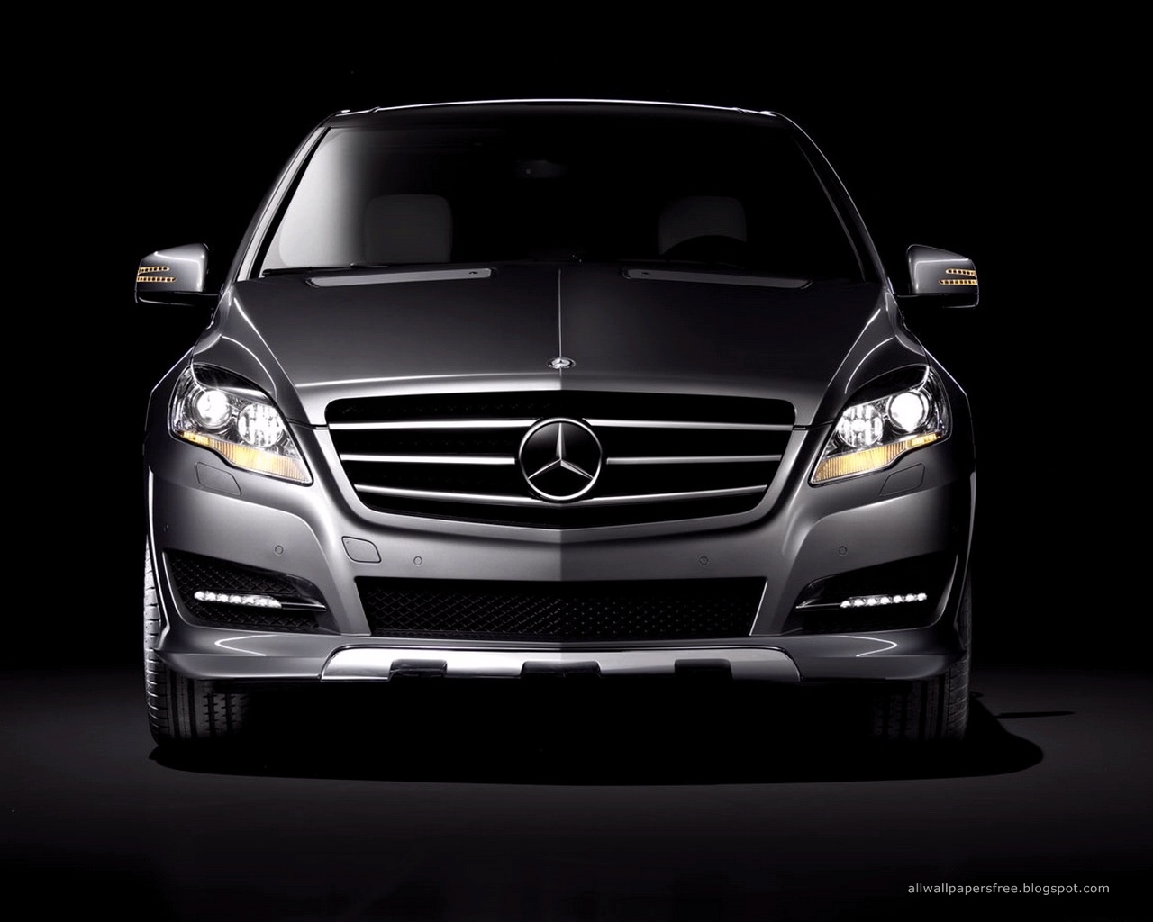 Mercedes benz wallpapers