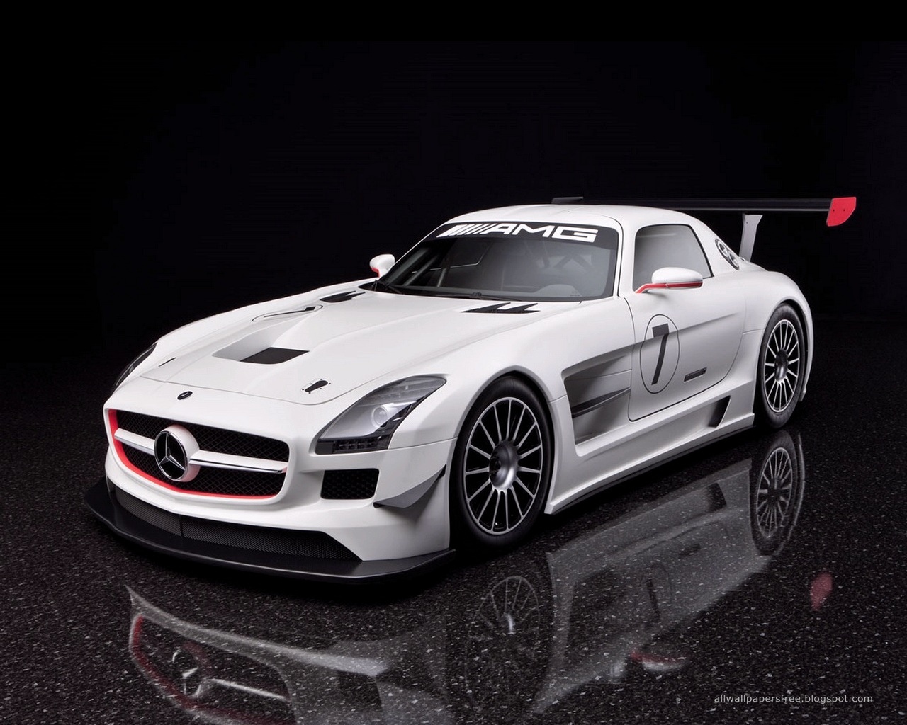 Mercedes benz wallpapers