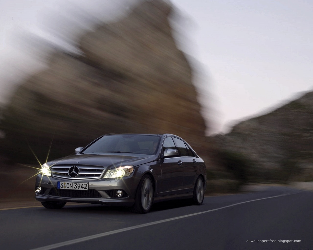 Mercedes benz wallpapers