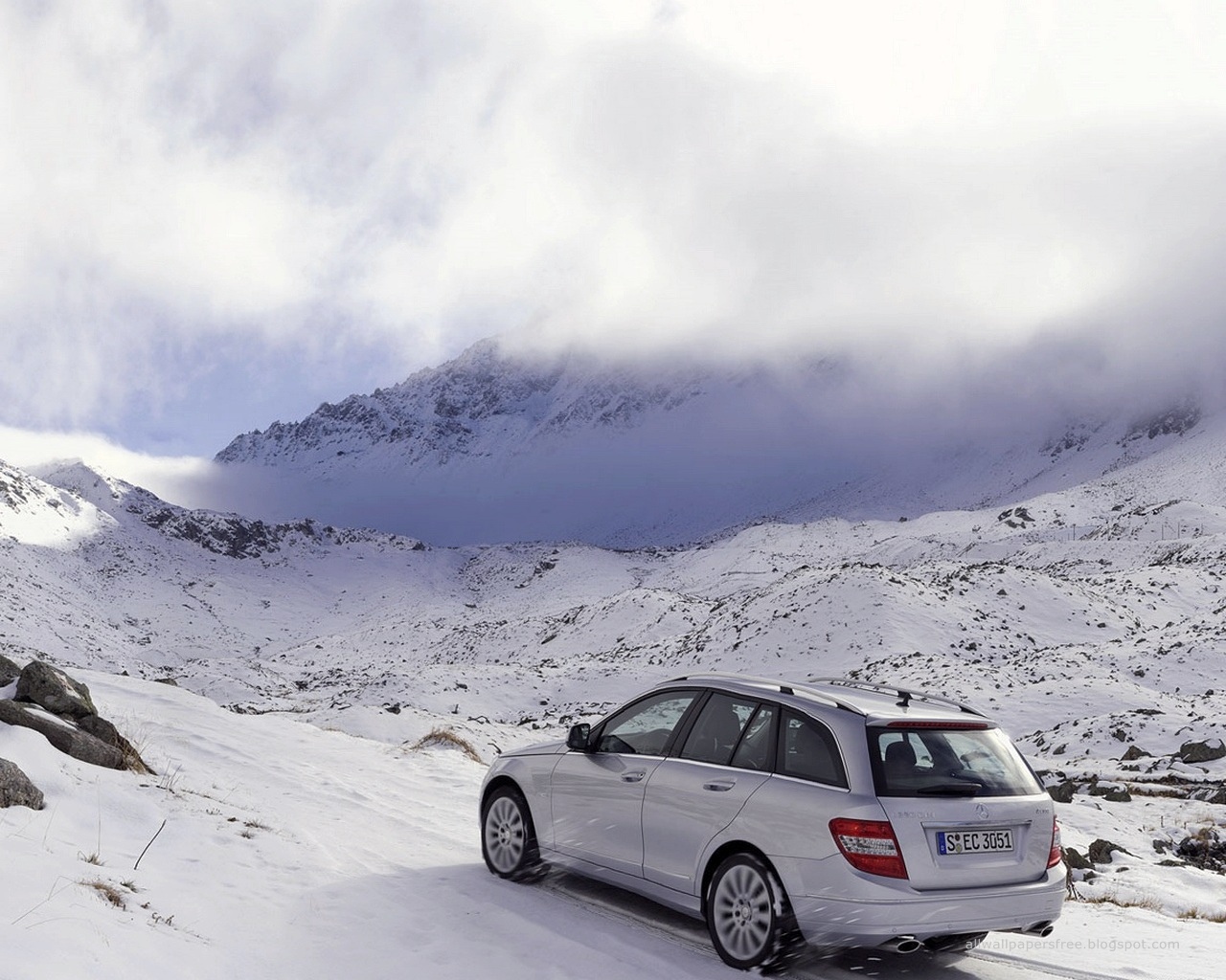 Mercedes benz wallpapers