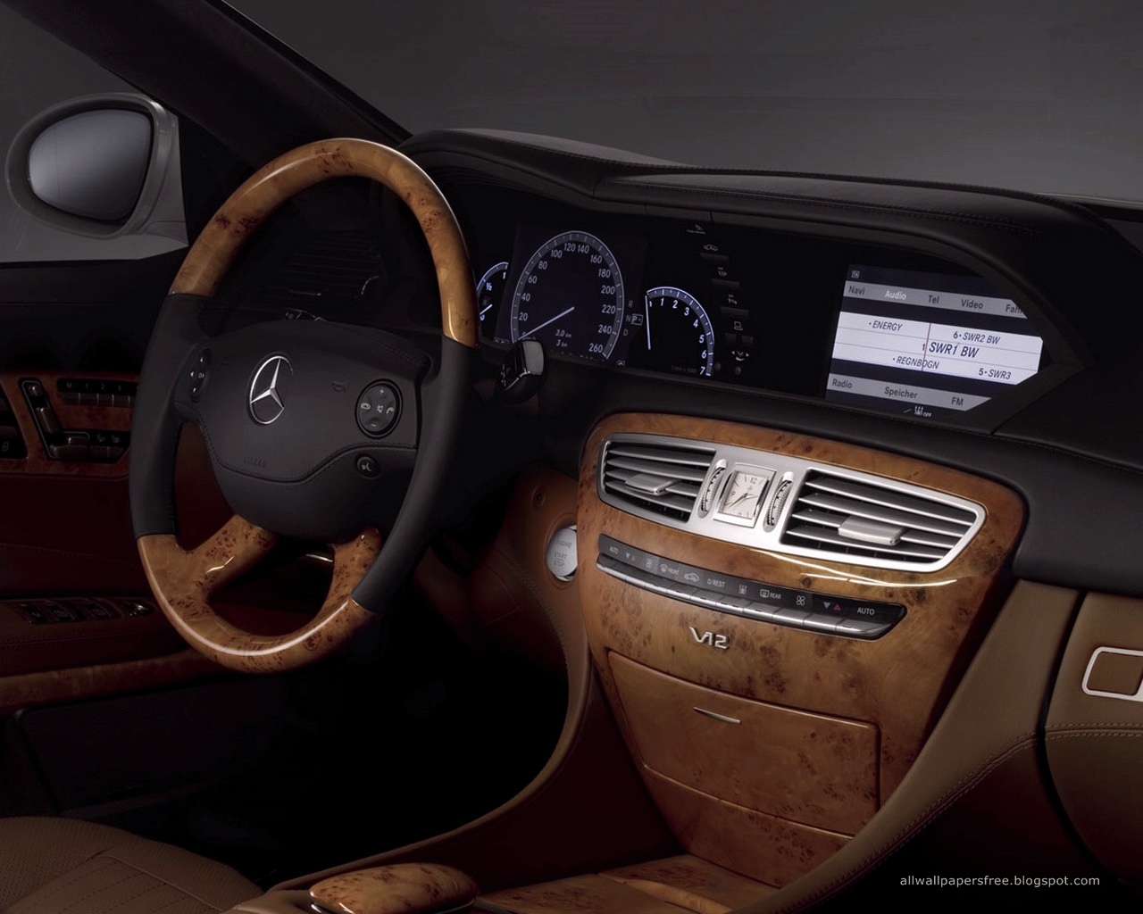 Mercedes benz wallpapers