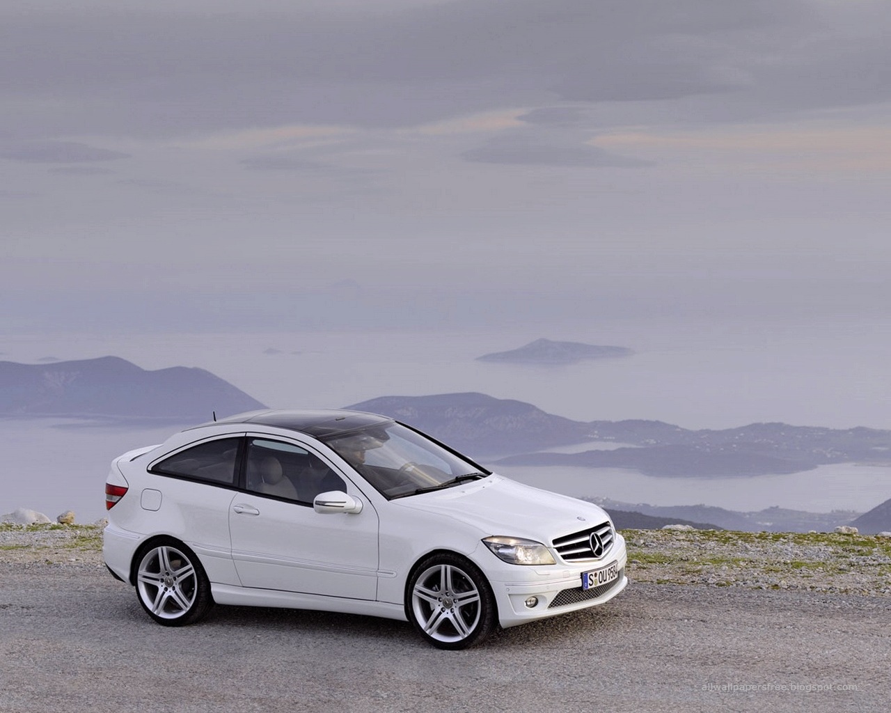 Mercedes benz wallpapers