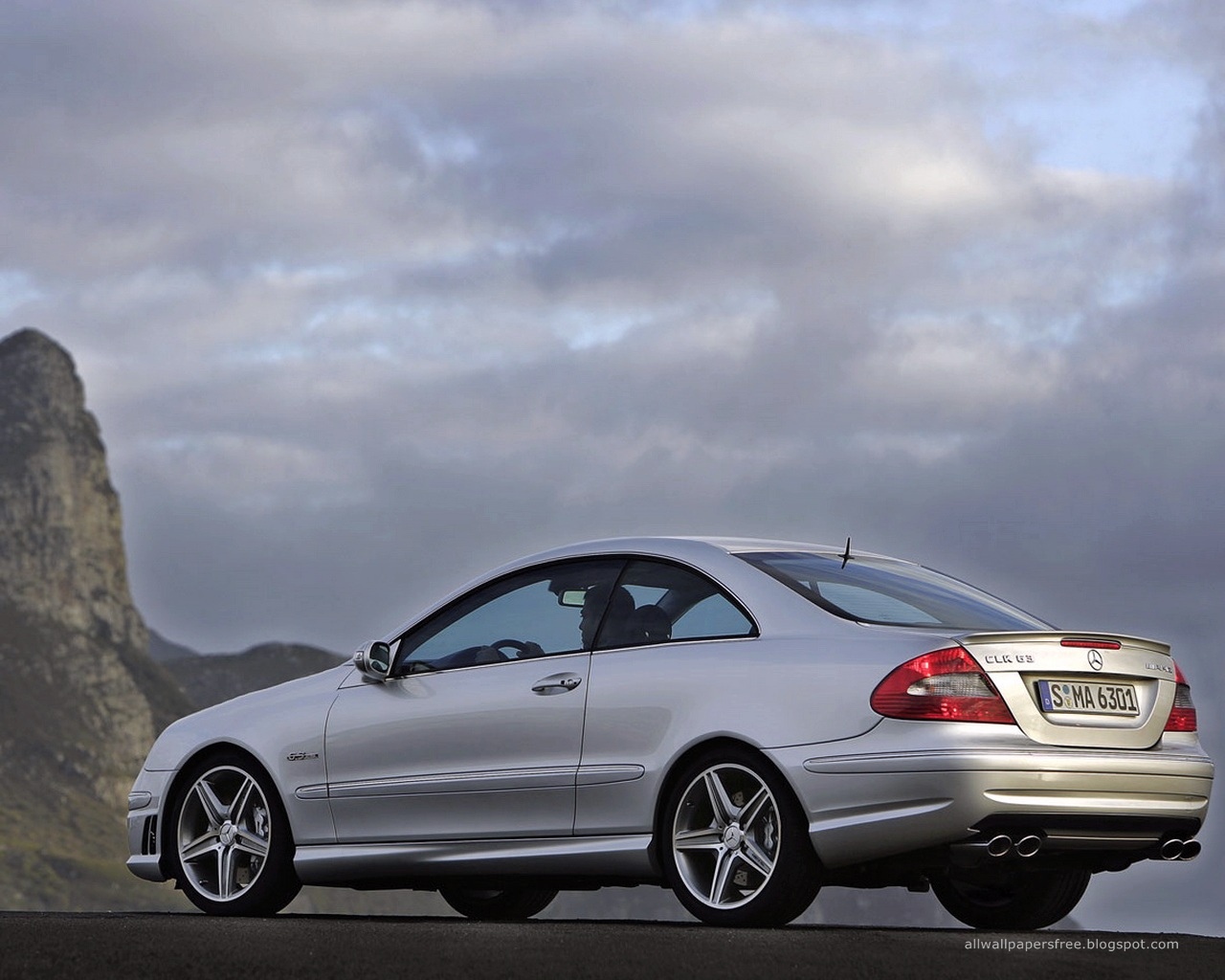 Mercedes benz wallpapers