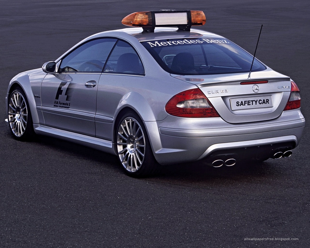 Mercedes benz wallpapers
