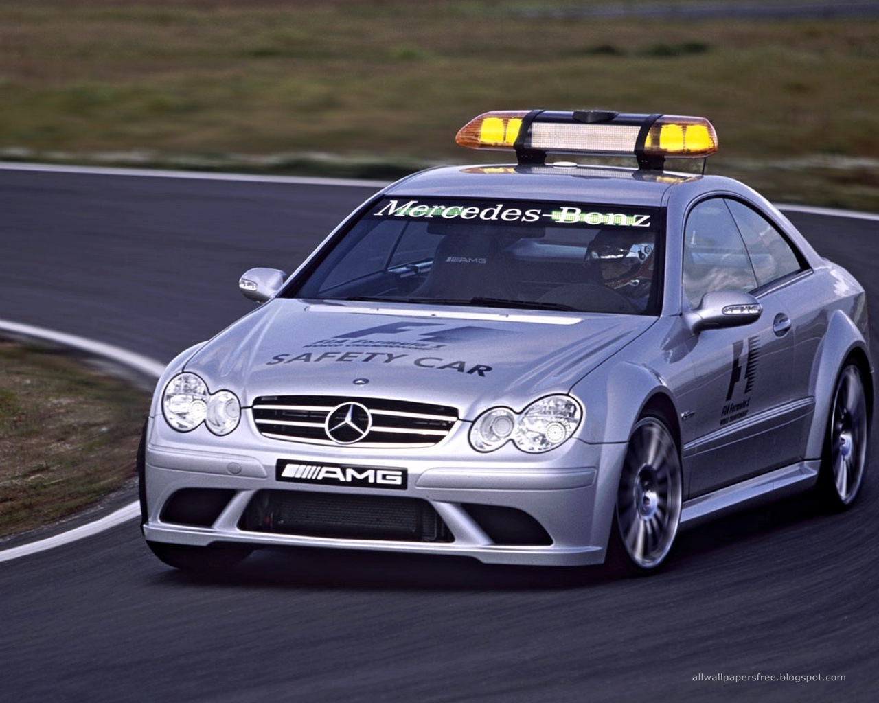 Mercedes benz wallpapers