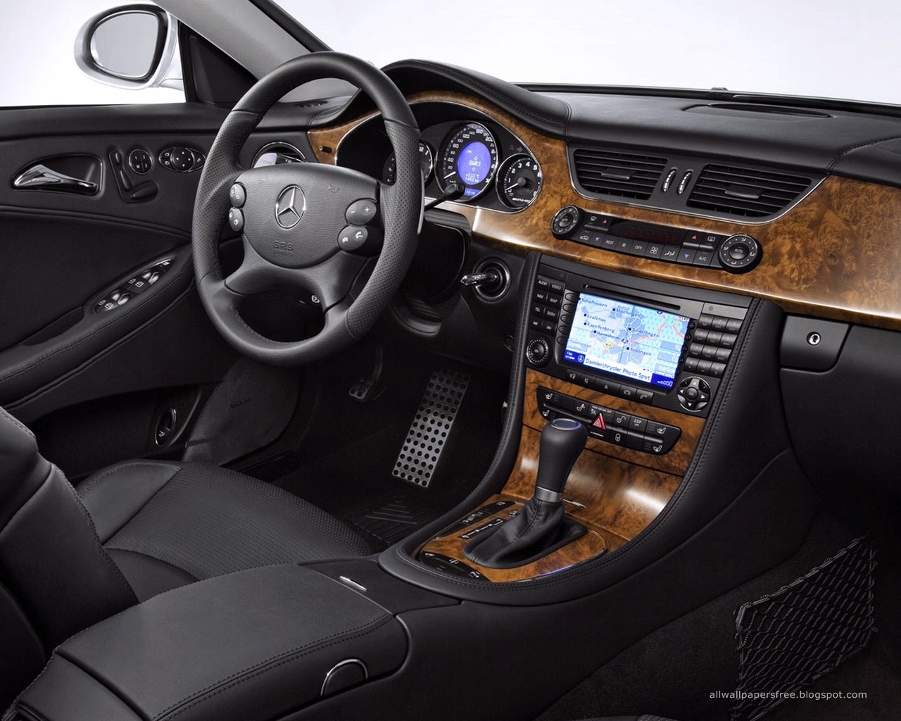 Mercedes benz wallpapers