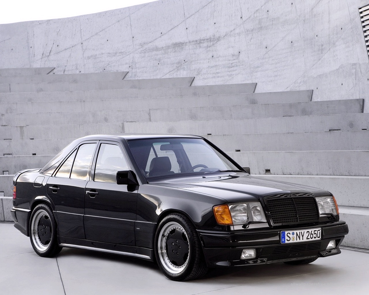 Mercedes benz wallpapers