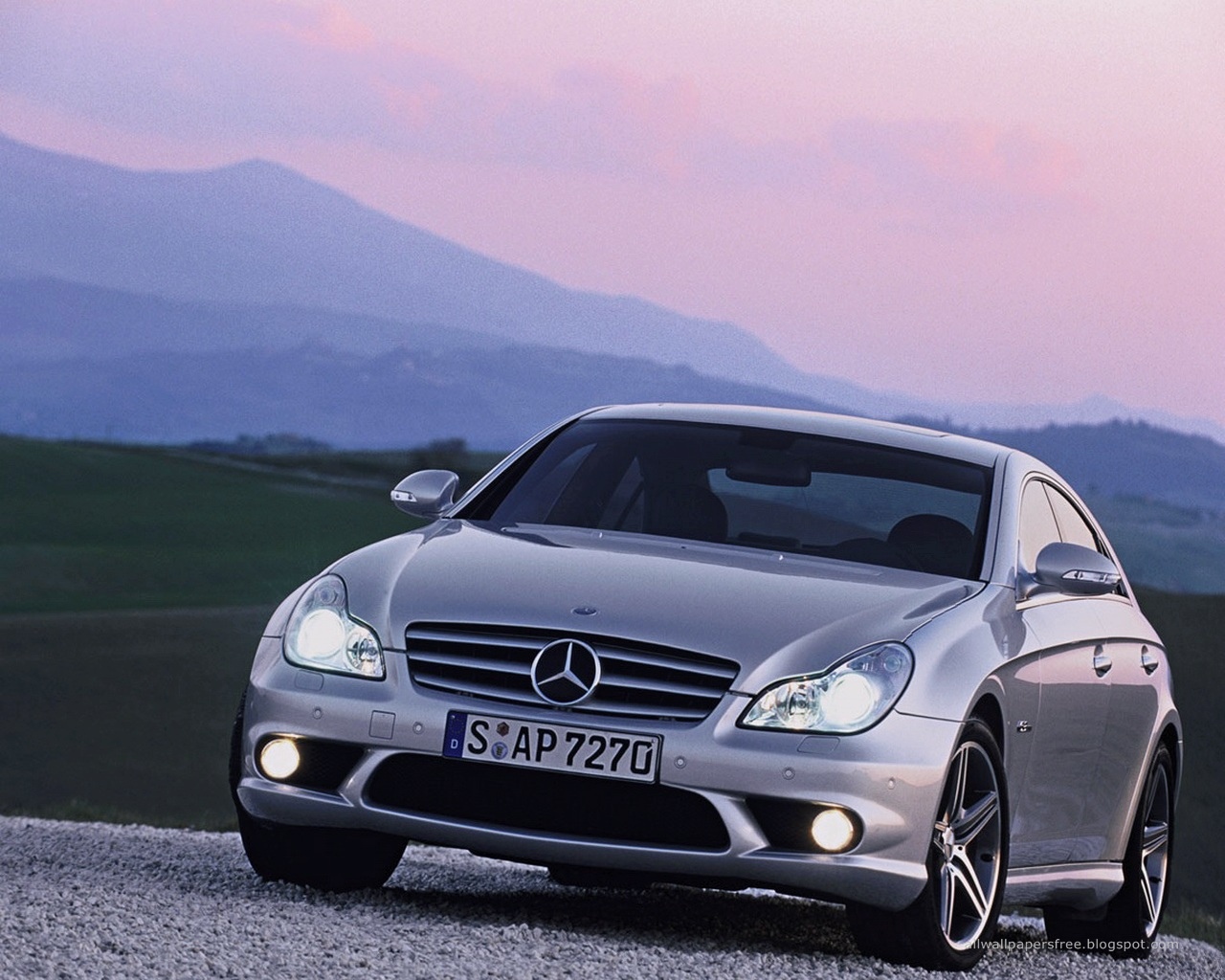 Mercedes benz wallpapers