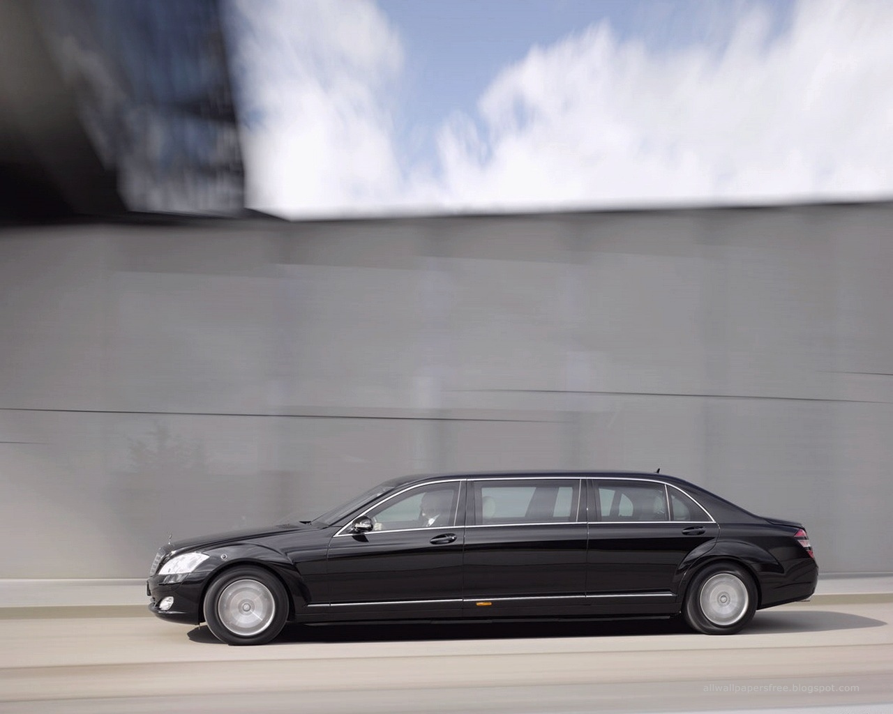 Mercedes benz wallpapers