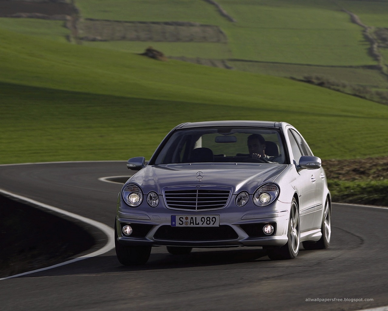 Mercedes benz wallpapers
