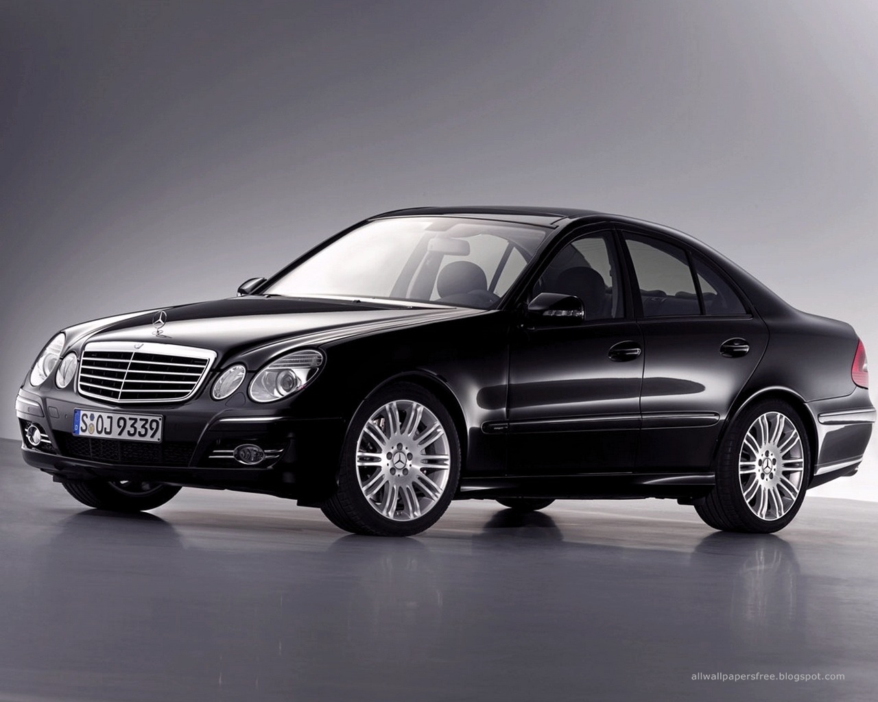 Mercedes benz wallpapers