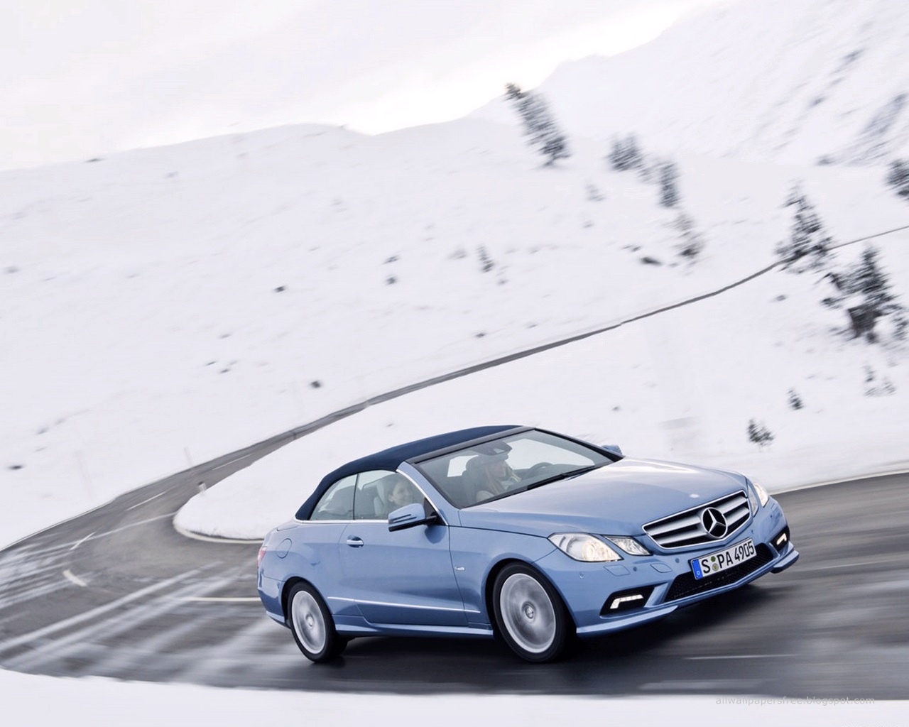 Mercedes benz wallpapers