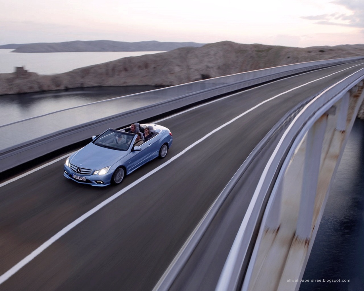 Mercedes benz wallpapers