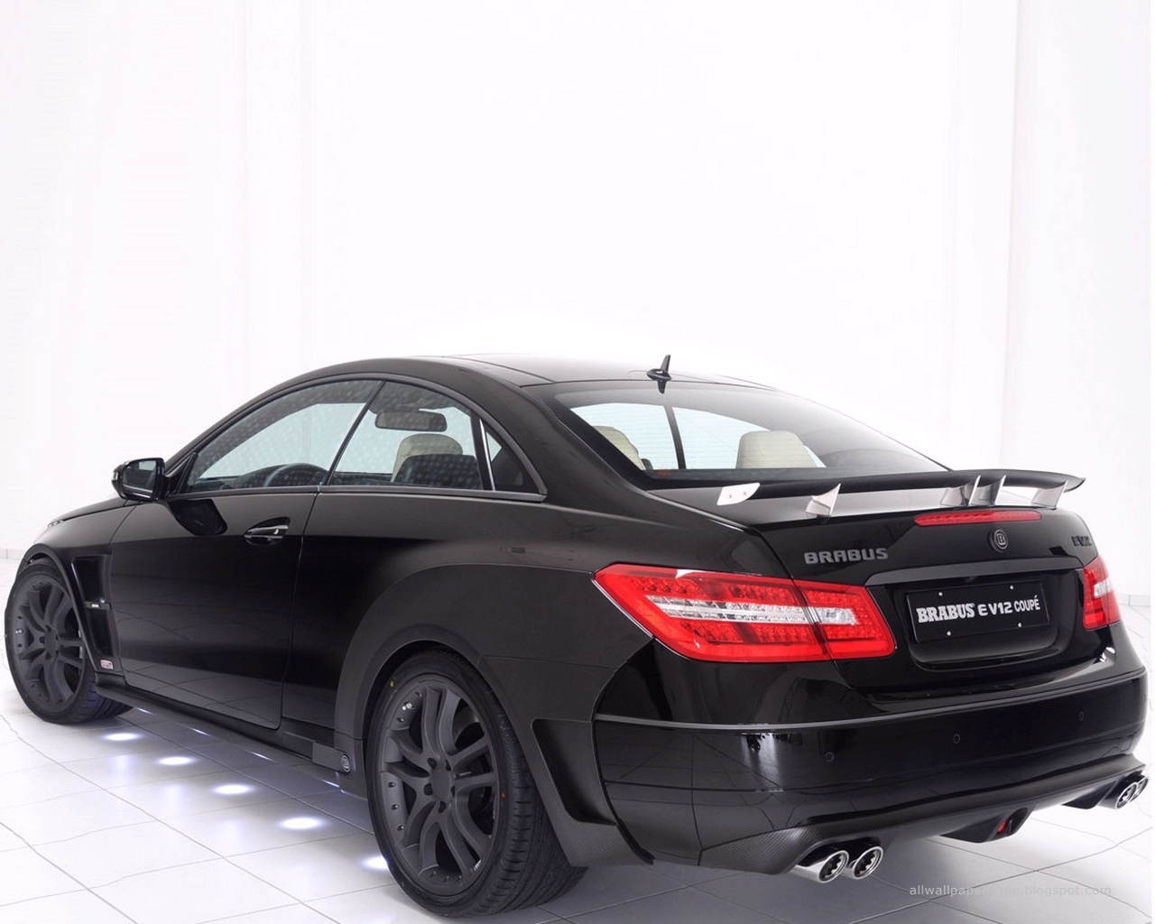 Mercedes benz wallpapers