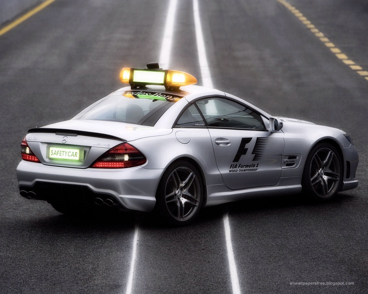 Mercedes benz wallpapers