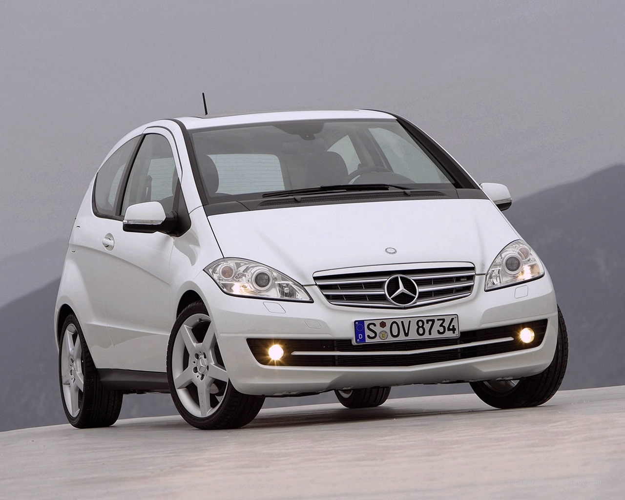 Mercedes benz wallpapers