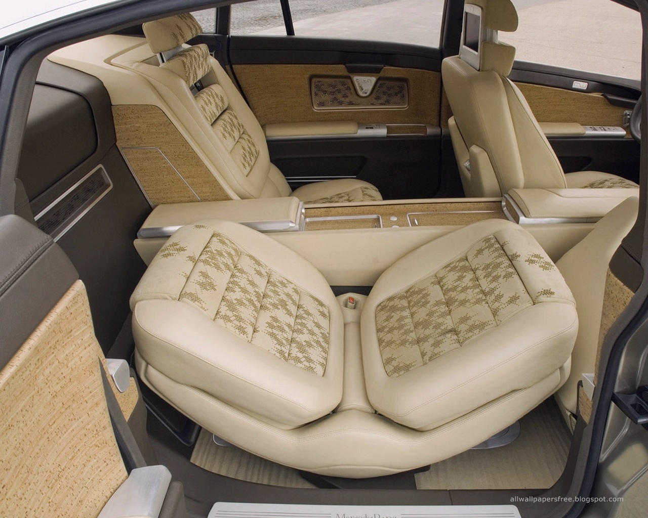 Mercedes benz wallpapers