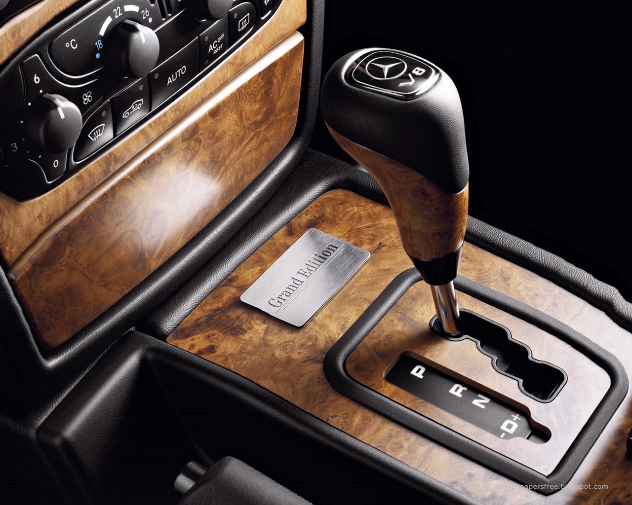 Mercedes benz wallpapers