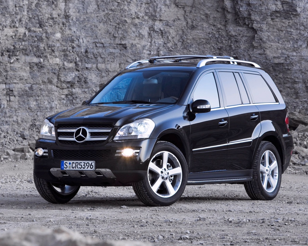 Mercedes benz wallpapers
