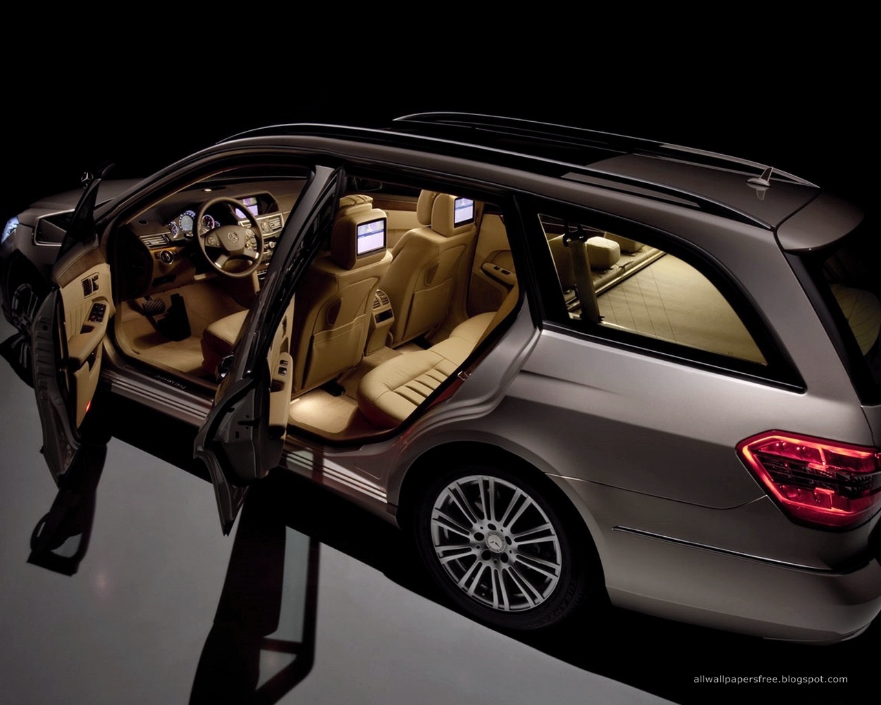 Mercedes benz wallpapers