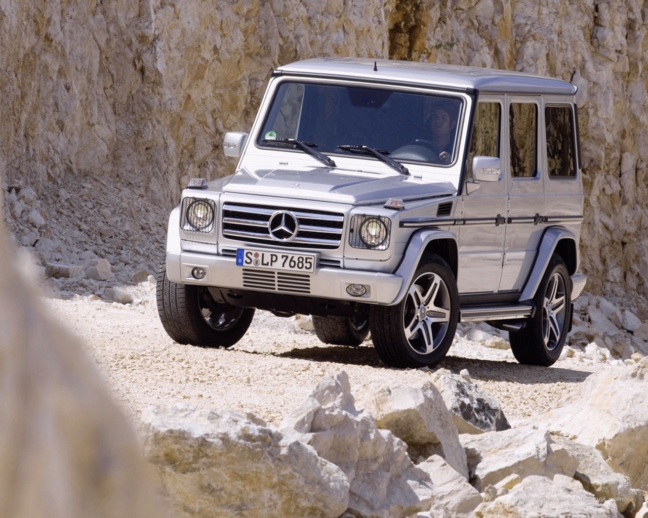 Mercedes benz wallpapers