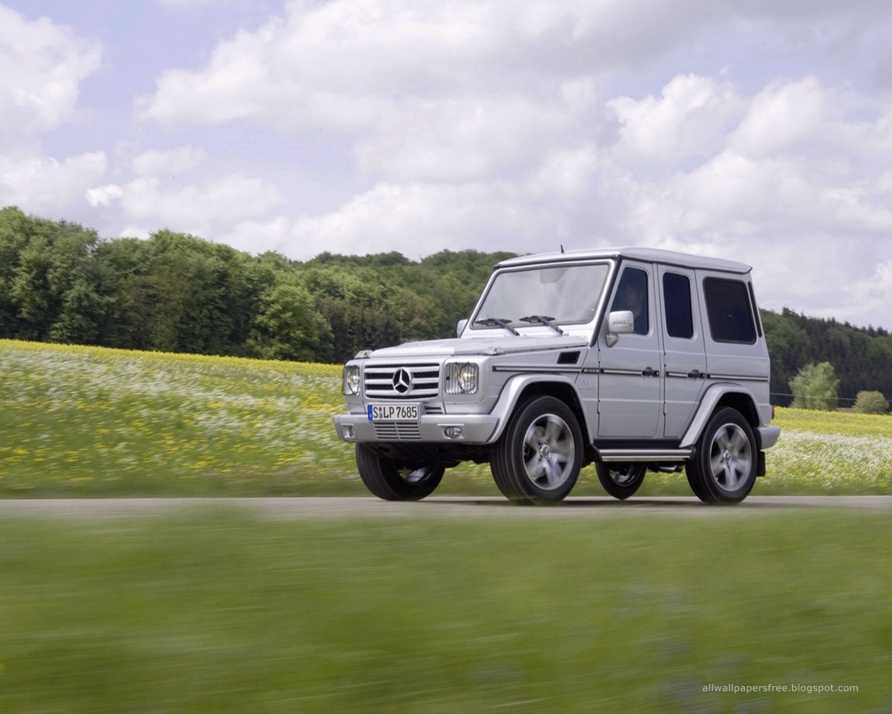 Mercedes benz wallpapers