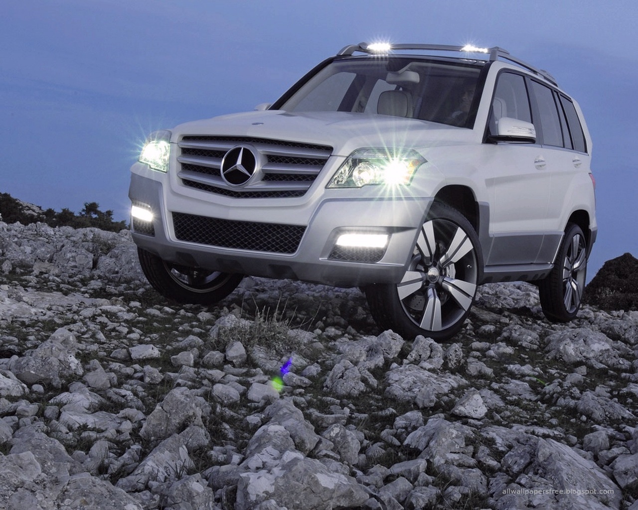 Mercedes benz wallpapers