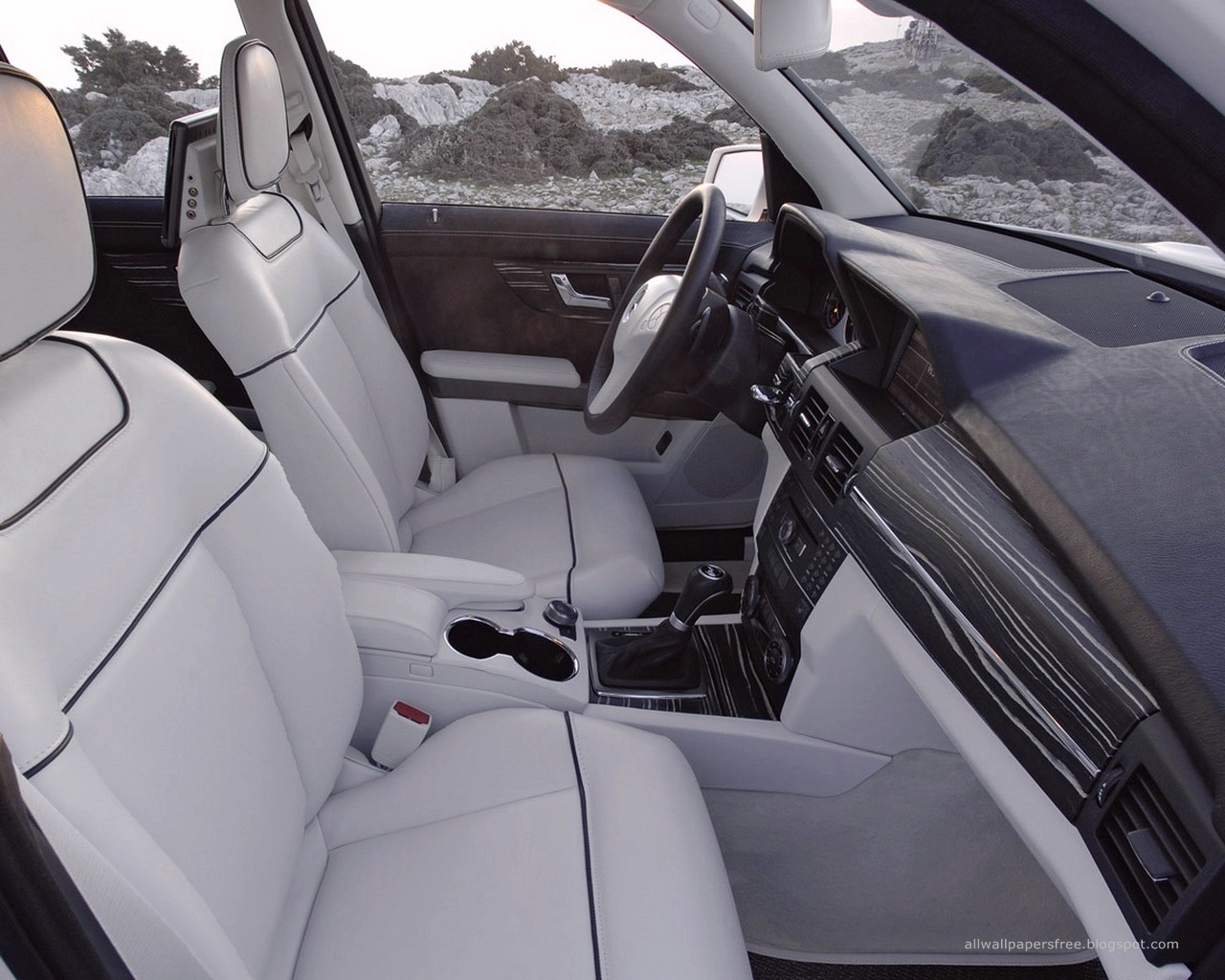 Mercedes benz wallpapers