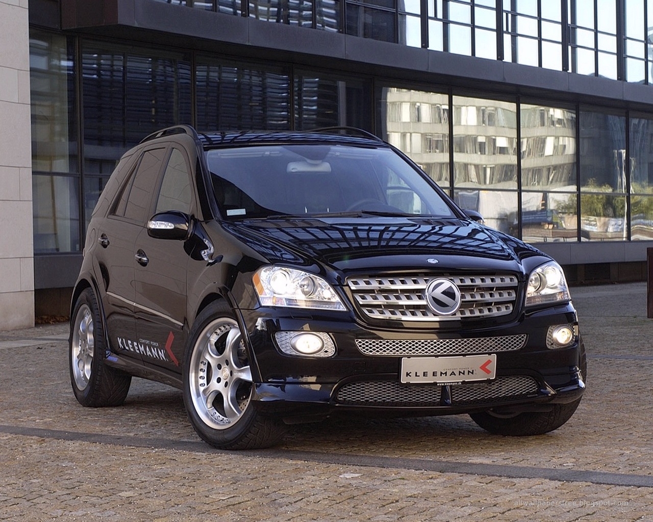 Mercedes benz wallpapers