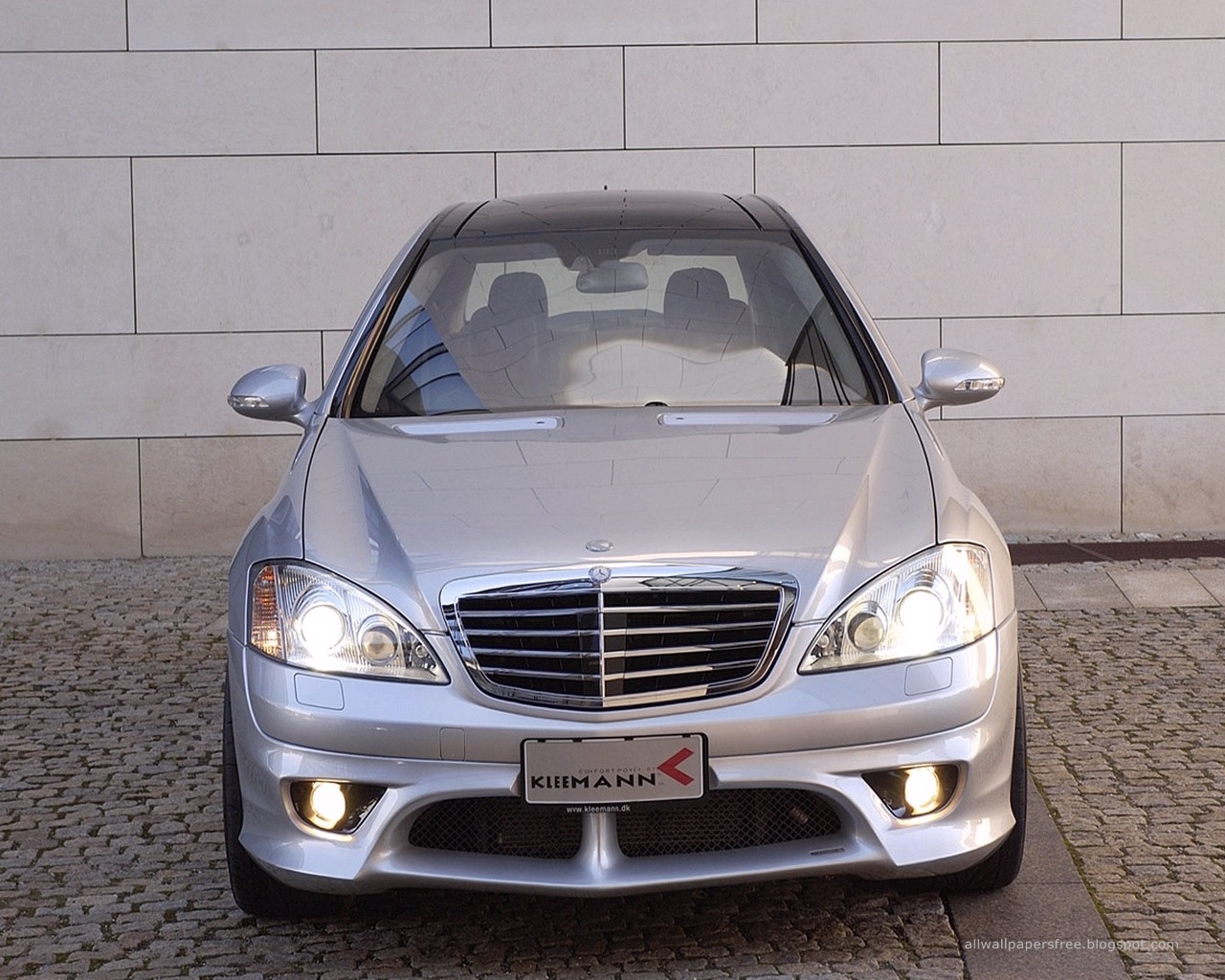 Mercedes benz wallpapers