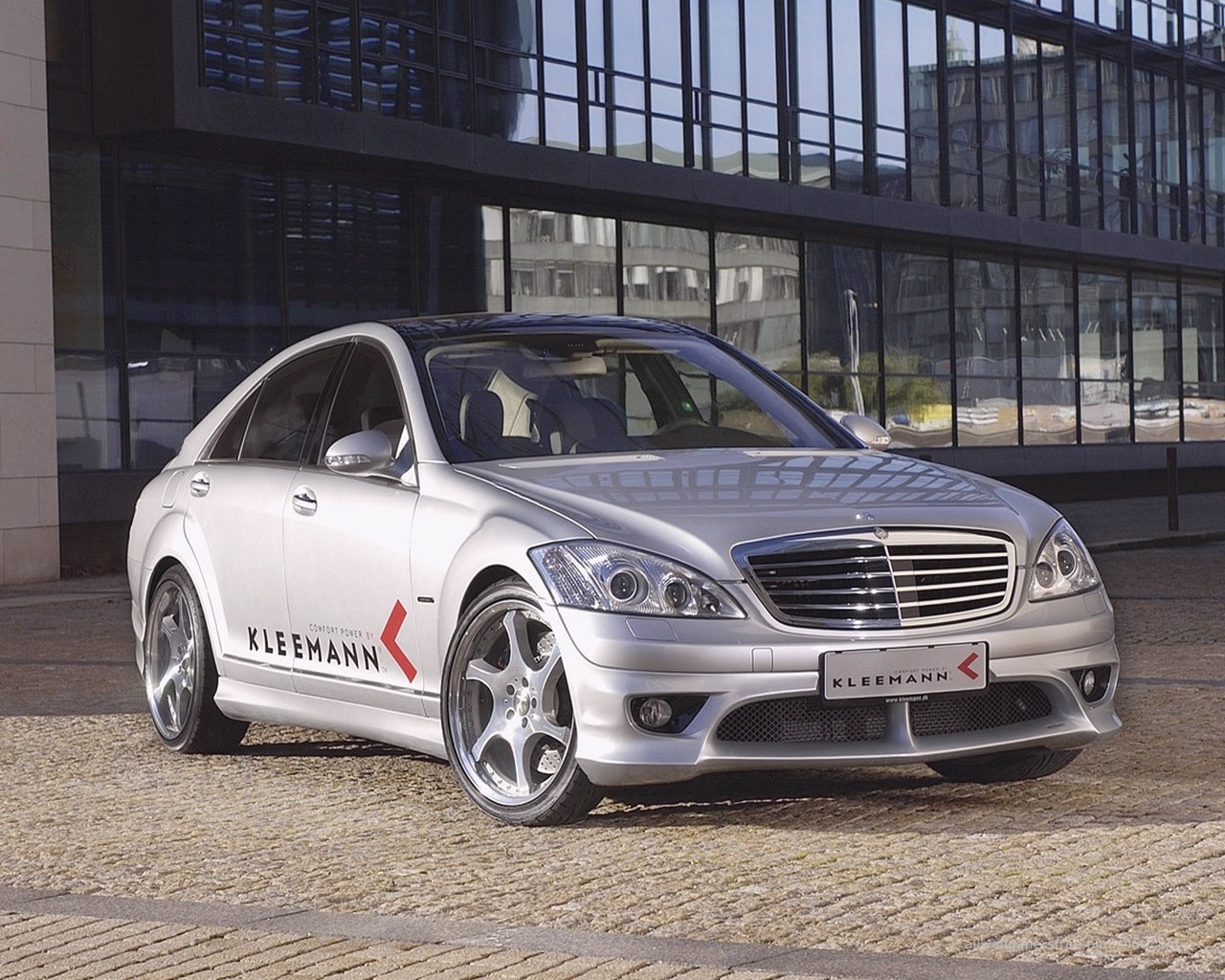 Mercedes benz wallpapers