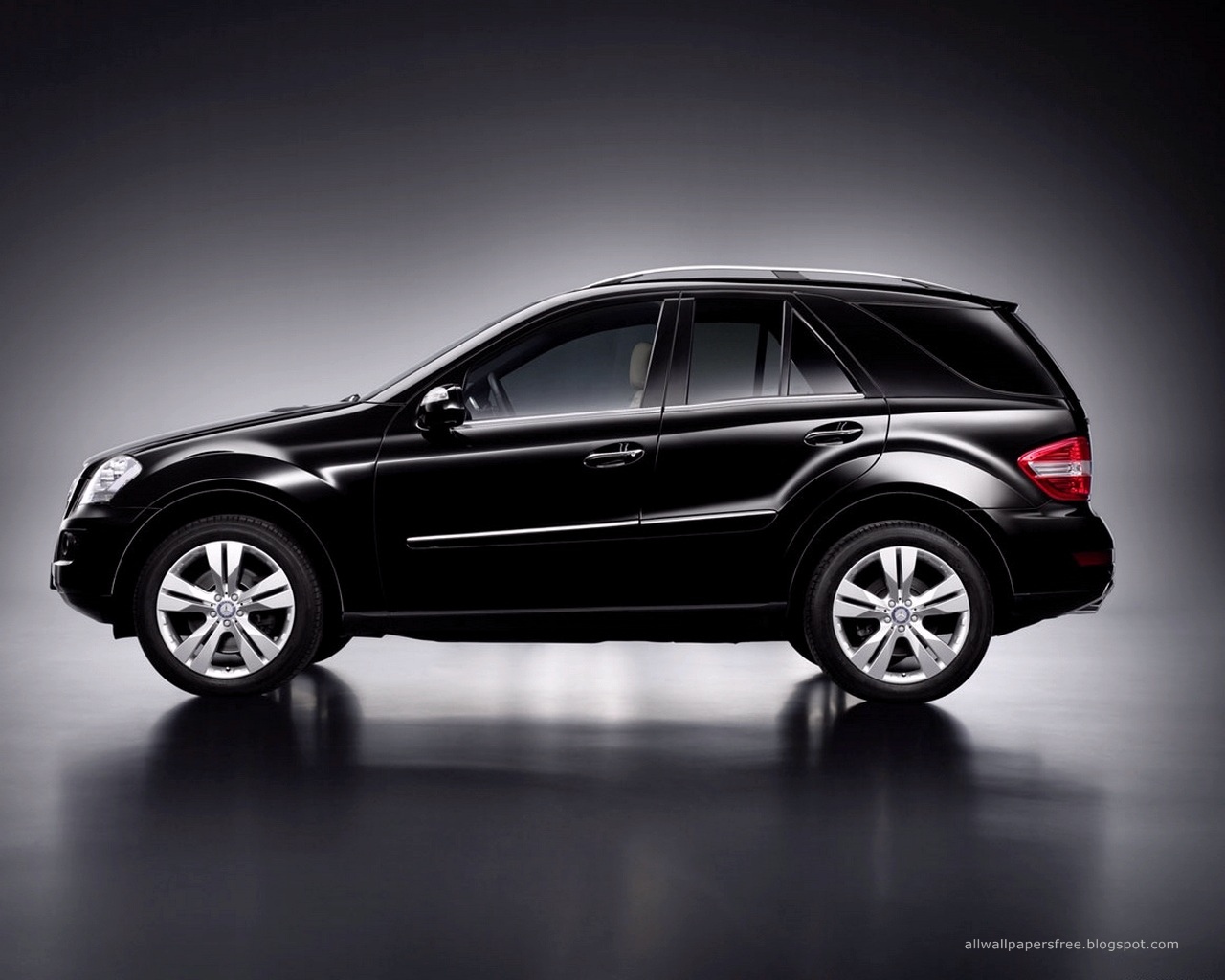 Mercedes benz wallpapers