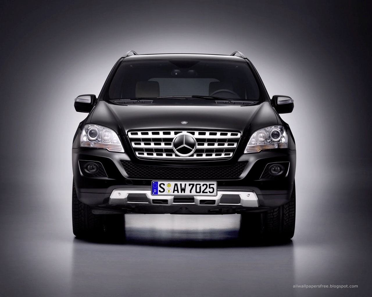 Mercedes benz wallpapers