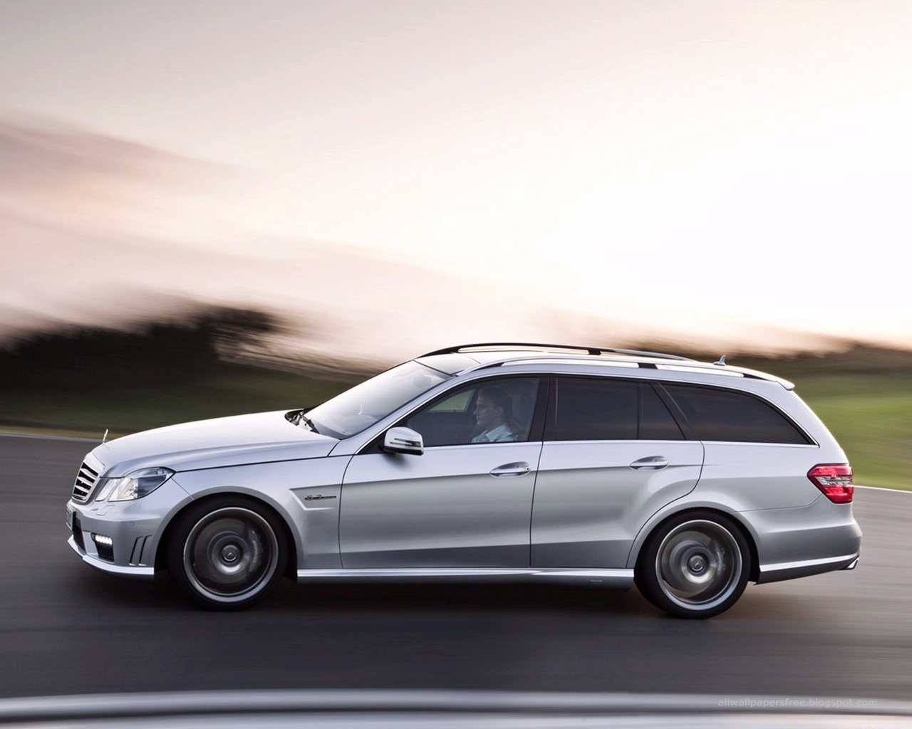 Mercedes benz wallpapers