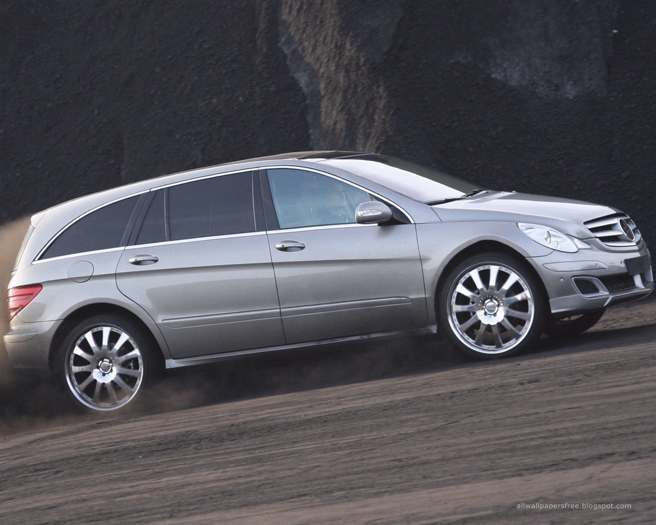 Mercedes benz wallpapers