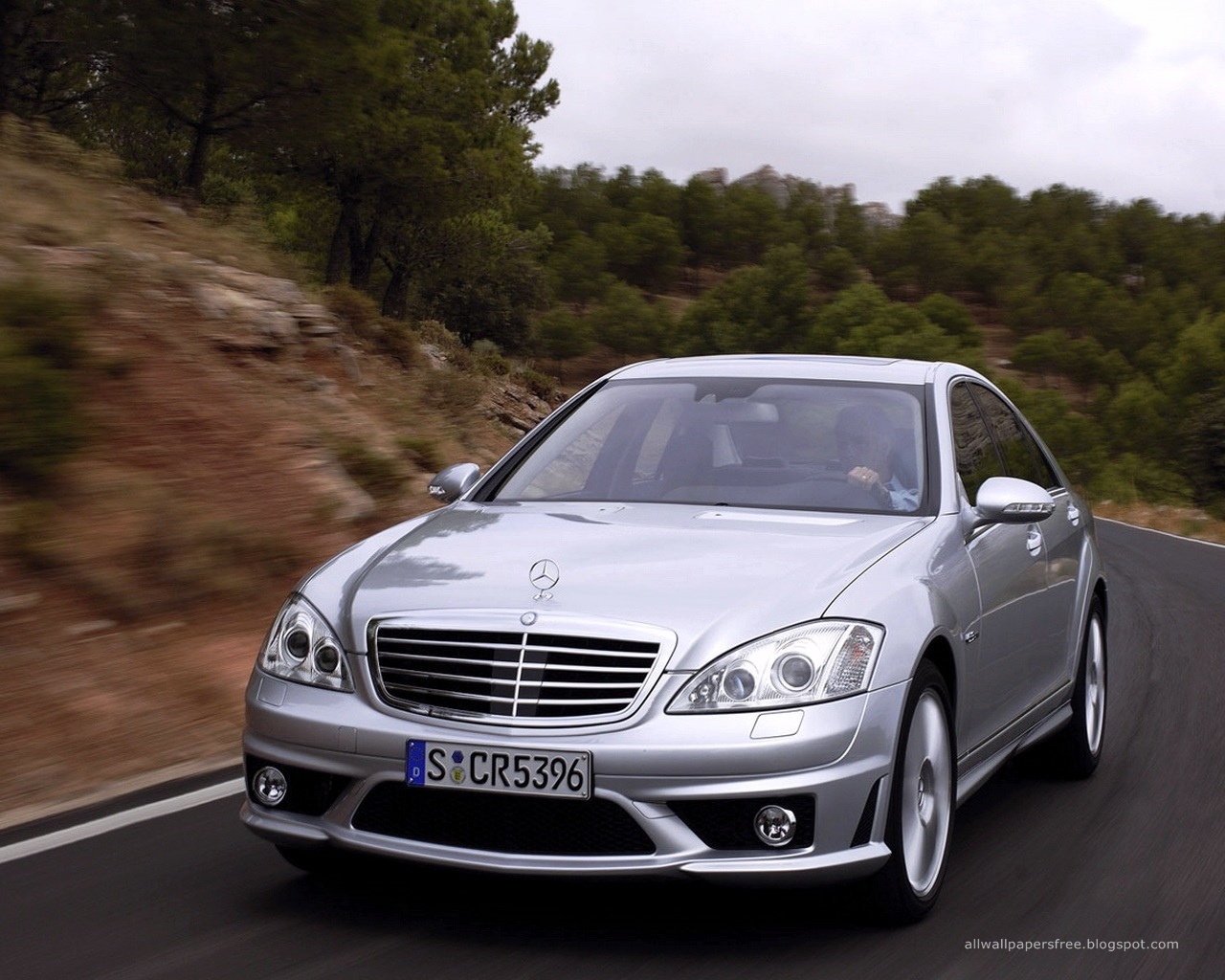 Mercedes benz wallpapers