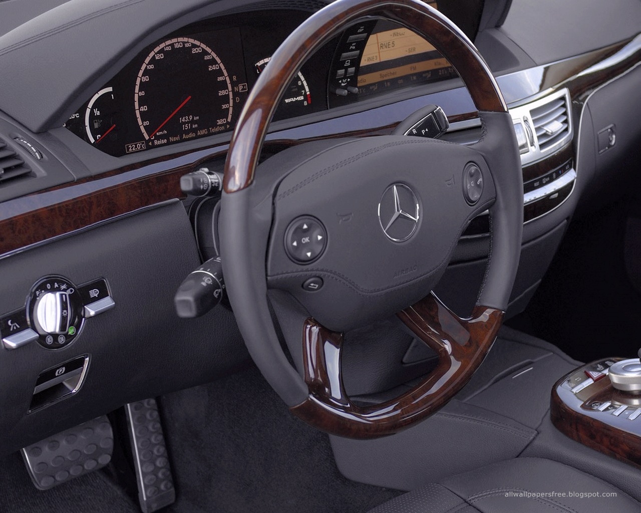 Mercedes benz wallpapers