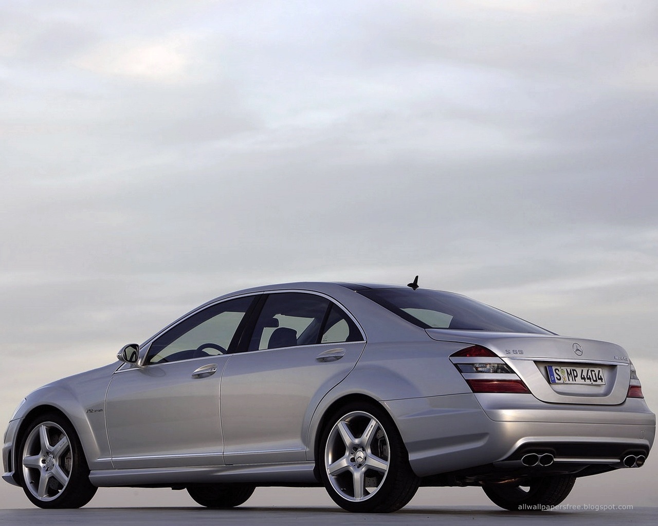Mercedes benz wallpapers
