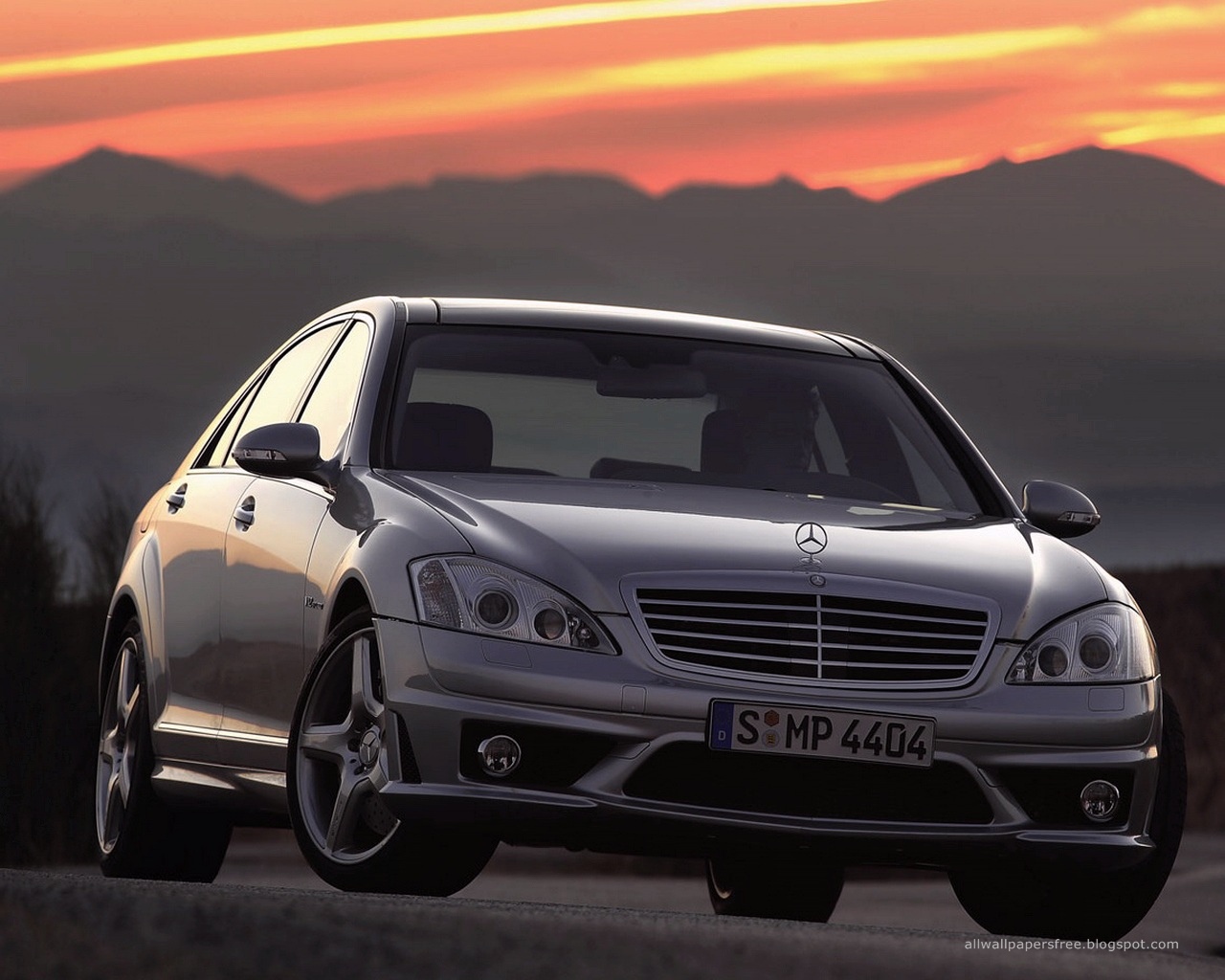 Mercedes benz wallpapers
