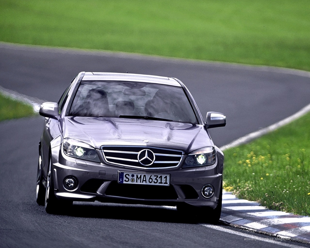 Mercedes benz wallpapers