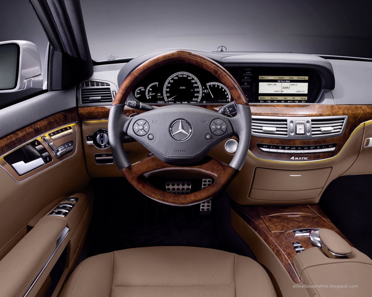 Mercedes benz wallpapers