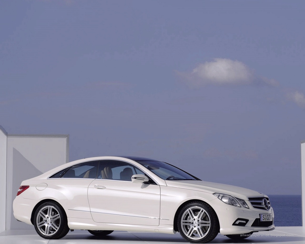 Mercedes benz wallpapers