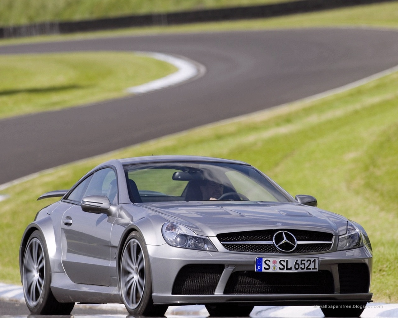 Mercedes benz wallpapers
