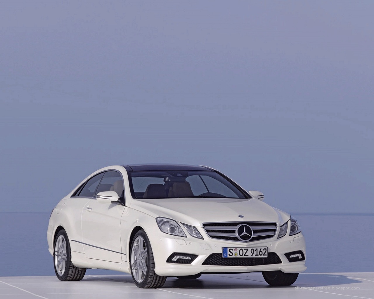 Mercedes benz wallpapers