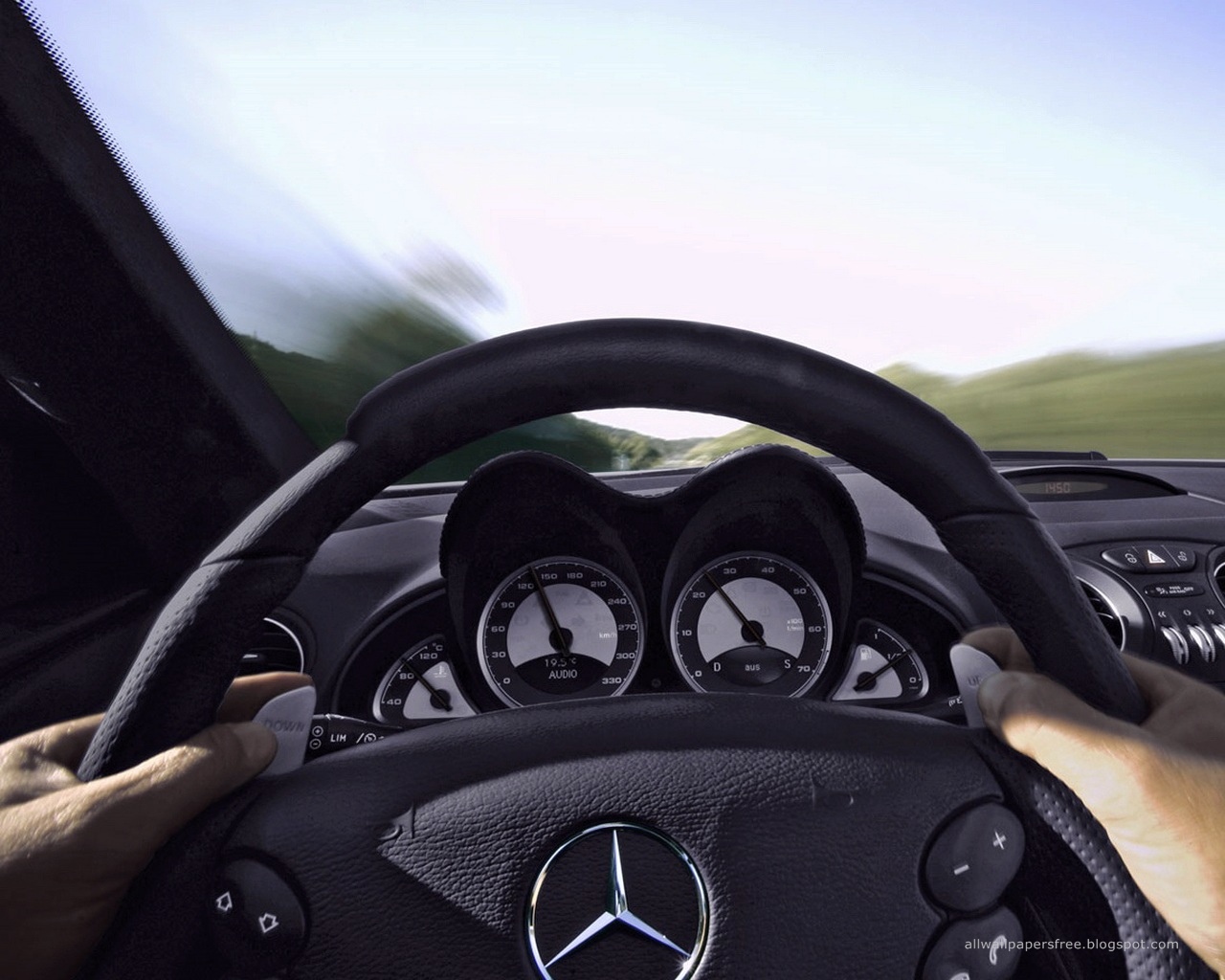 Mercedes benz wallpapers