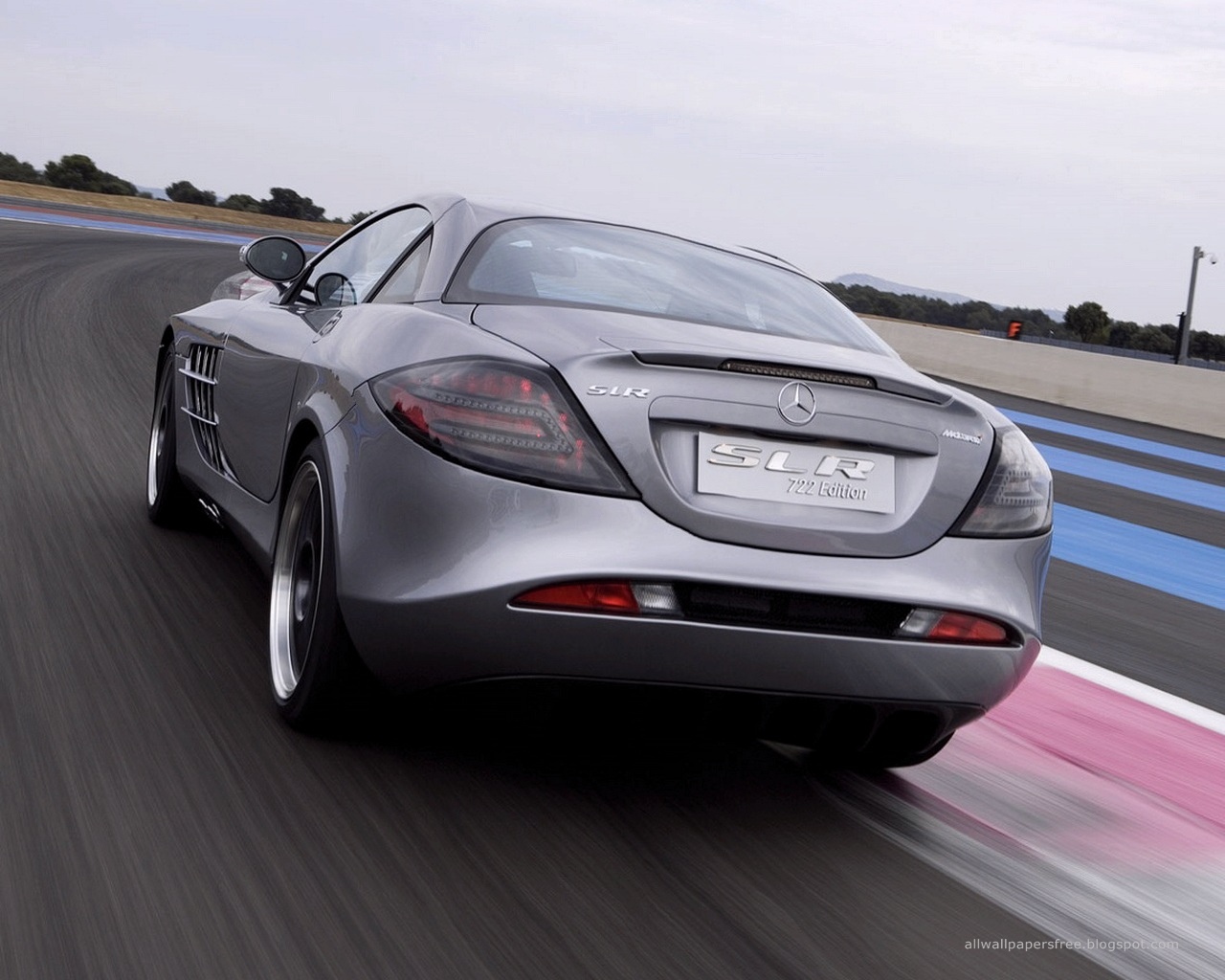 Mercedes benz wallpapers
