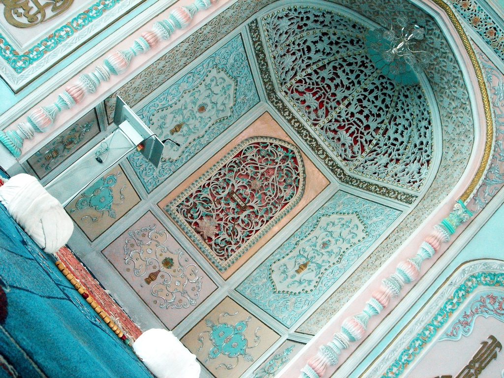 Islamic building